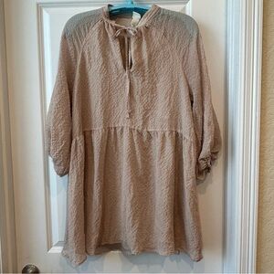 H&M Beige Lined V Neck Lined Dress  Sz M Gathered Sleeve Casual Lightweight